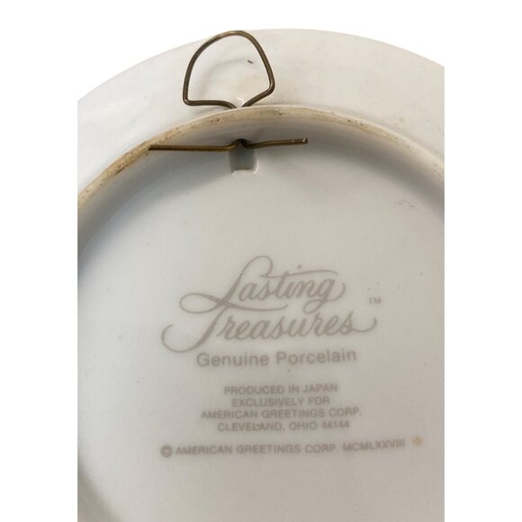 Lasting Treasures Porcelain Plate "For You Grandmother" With Wall Hanger - Picture 2 of 5
